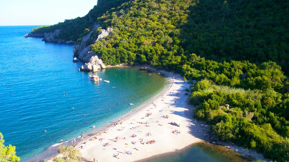 Olimpos ve Cirali: Doga ile Tarih